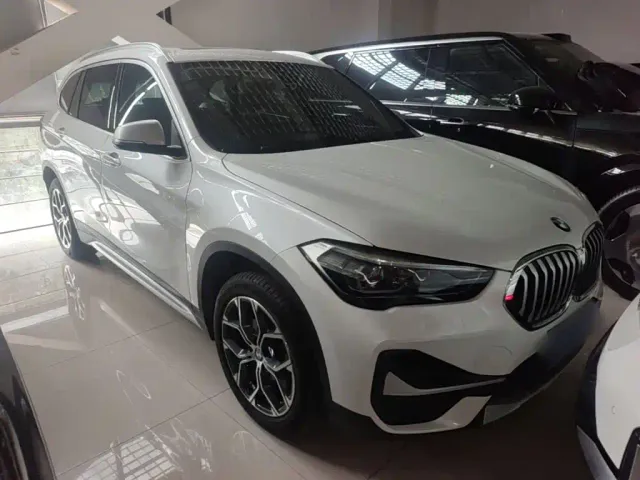 BMW X1 — Фото автомобиля 3