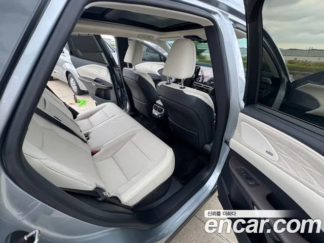 Lexus RX — Фото автомобиля 9