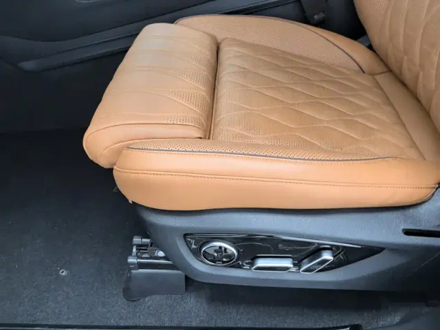 BYD Tang — Фото автомобиля 20