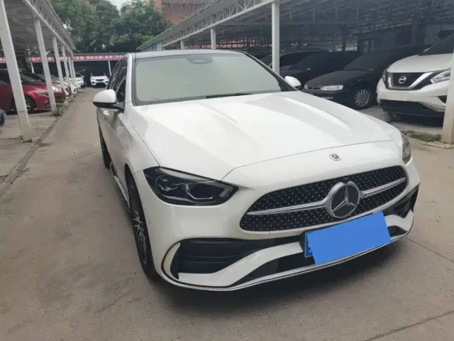 Mercedes-Benz C-Class — Фото автомобиля 3