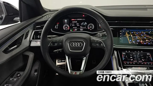 Audi Q8 55 TFSI quattro Premium — Фото автомобиля 12