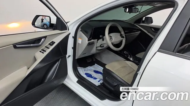 Kia Niro Niro (New) — Фото автомобиля 15