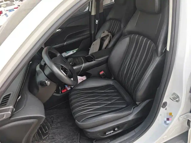 Changan Lamore — Фото автомобиля 11
