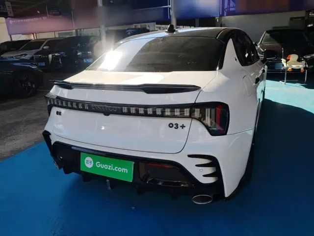 Lynk & Co 03 — Фото автомобиля 5