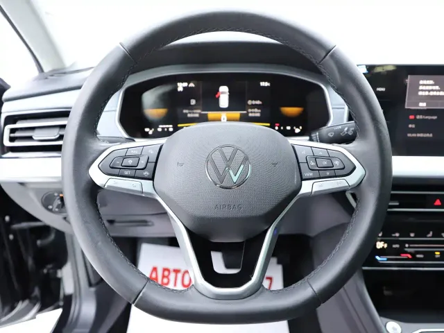 Volkswagen Lavida — Фото автомобиля 11