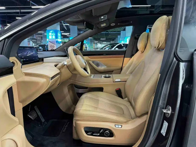Luxeed R7 — Фото автомобиля 5
