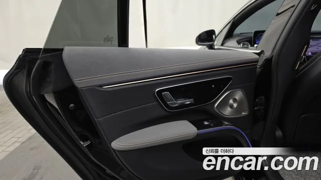 Mercedes-Benz EQS — Фото автомобиля 24