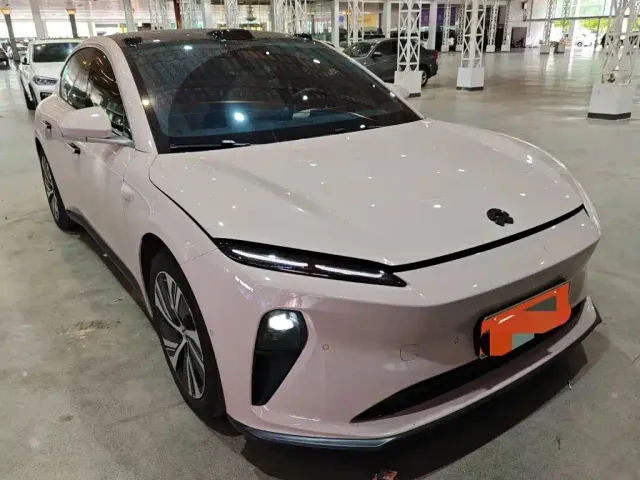 Nio ET5 — Фото автомобиля 3
