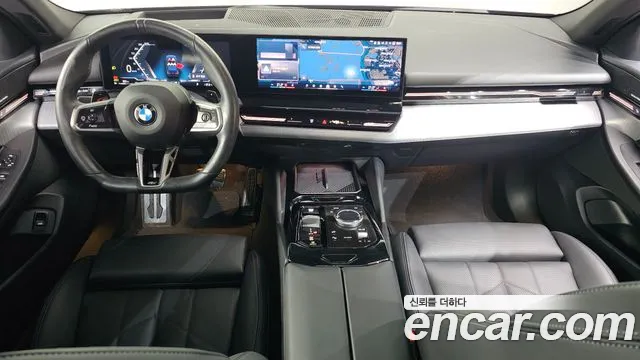 BMW 5 Series G60 — Фото автомобиля 10