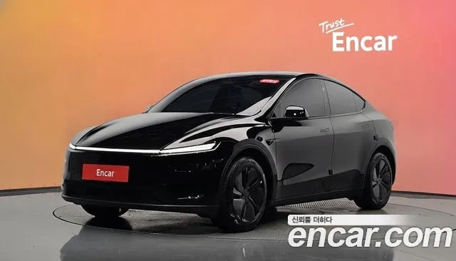 Фотография автомобиля — Tesla Model Y