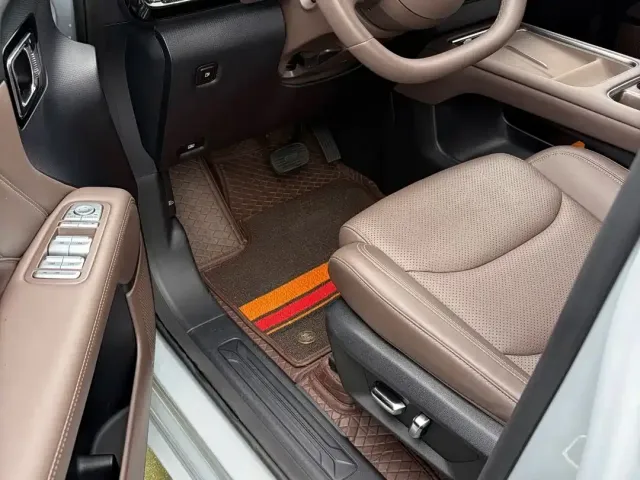 Wuling Motors Xingguang 730 New Energy 2025 Model Plug-in Hybrid Base Version — Фото автомобиля 9
