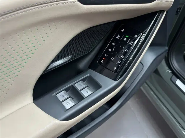 Audi A6L e-tron — Фото автомобиля 19