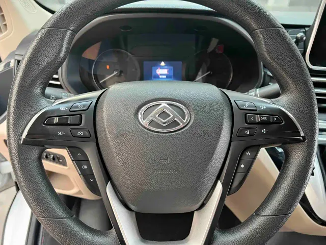 Maxus Xintu V90 — Фото автомобиля 12