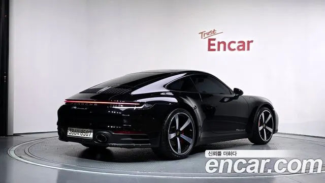 Фотография автомобиля — Porsche 911