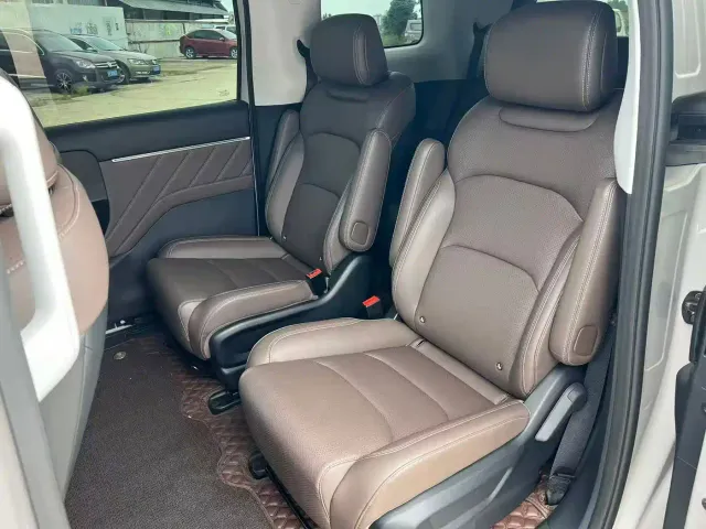 Wuling Starlight 730 — Фото автомобиля 5