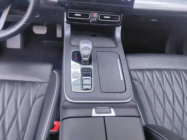GAC Trumpchi GS8 — Фото автомобиля 16