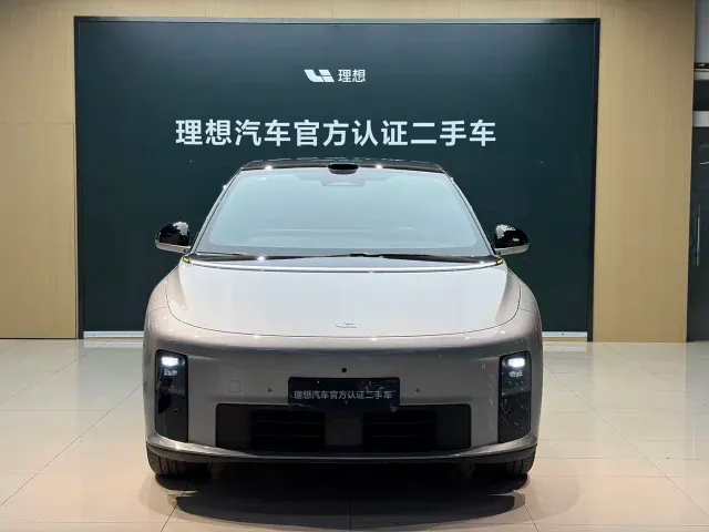 Li Auto i6 — Фото автомобиля 2