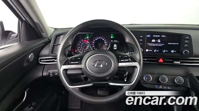 Hyundai AVANTE Avante (CN7) — Фото автомобиля 13