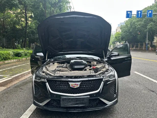 Cadillac CT4 — Фото автомобиля 9