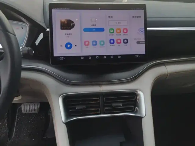 BYD Song PLUS — Фото автомобиля 13