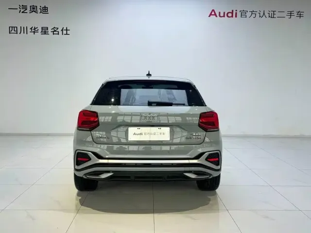 Audi Q2L — Фото автомобиля 5