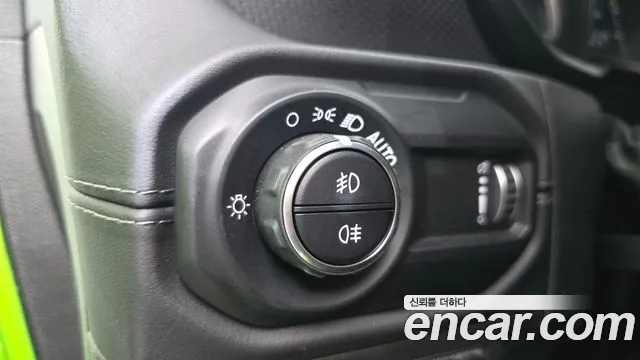Jeep Wrangler Wrangler (JL) — Фото автомобиля 17
