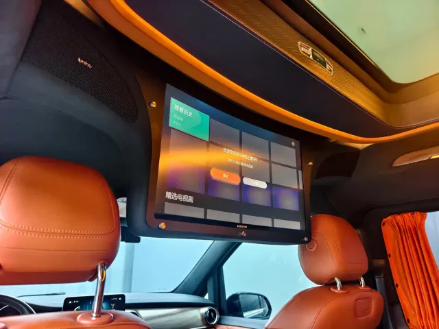 Rhein Auto Traveler — Фото автомобиля 22