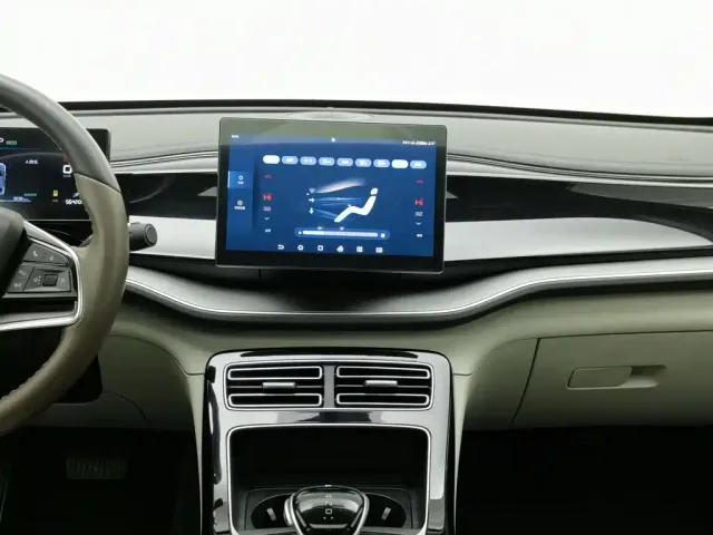 BYD Qin PLUS — Фото автомобиля 12