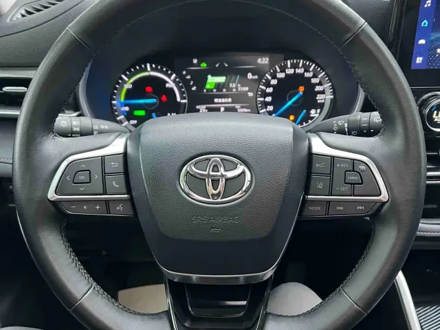 Toyota Highlander — Фото автомобиля 13