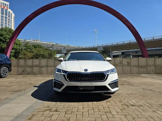 Skoda Octavia — Фото автомобиля 2