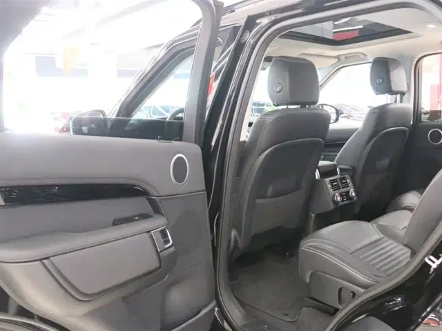 Land Rover Discovery — Фото автомобиля 17