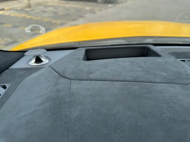 Lamborghini Urus — Фото автомобиля 18