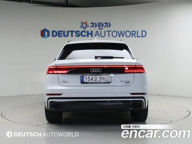 Audi Q8 55 TFSI quattro Premium — Фото автомобиля 4