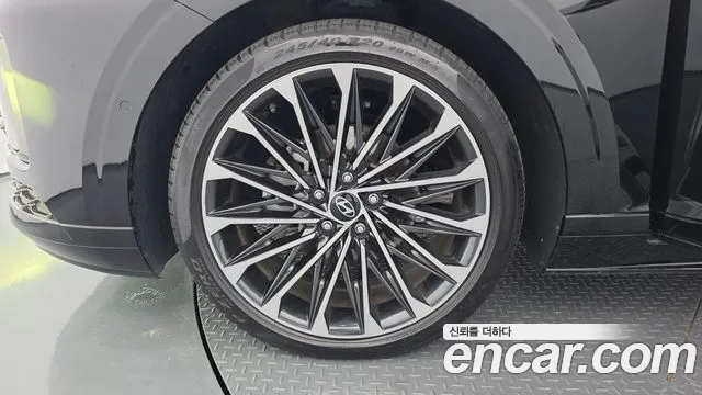 Hyundai Grandeur — Фото автомобиля 3