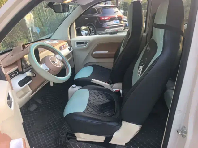 Wuling Hongguang Mini EV — Фото автомобиля 14