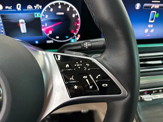 Mercedes-Benz V-Class — Фото автомобиля 8
