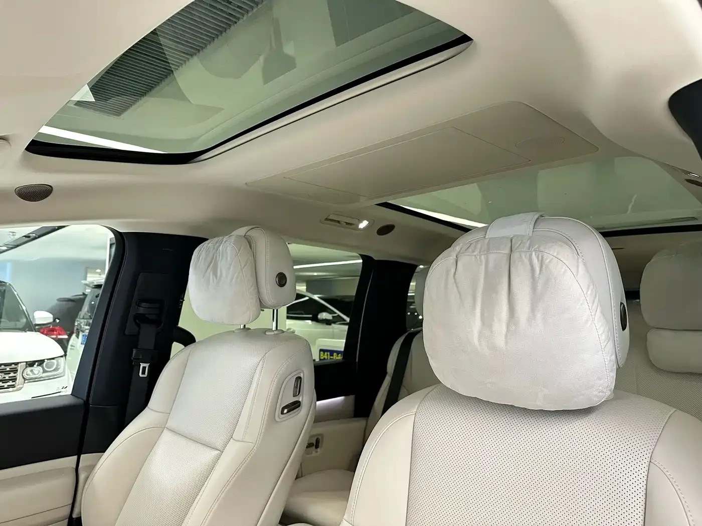 Li Auto Li Auto MEGA 2025 Model Home Family Special Edition — Фото автомобиля 6