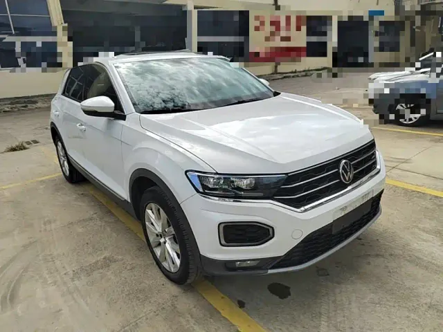 Volkswagen T-Roc — Фото автомобиля 3