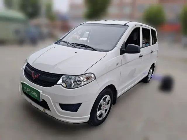 Фотография автомобиля — Wuling Hongguang