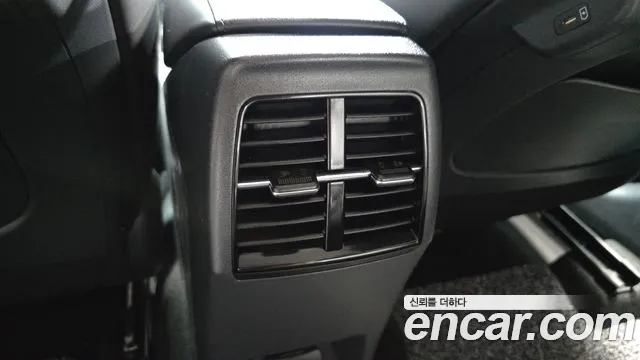 Kia Niro The All New — Фото автомобиля 30