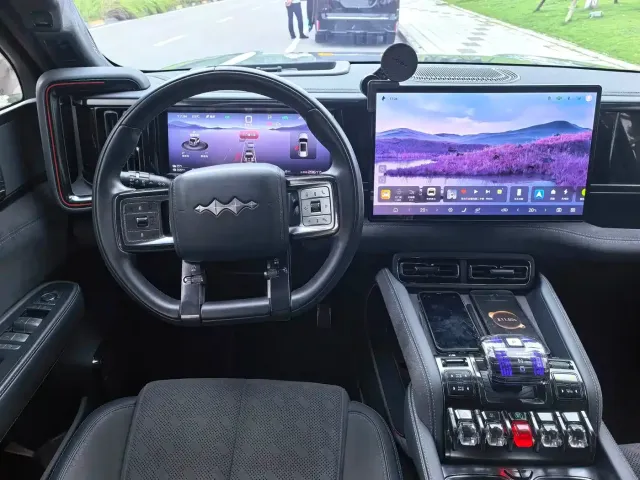 BYD FangChengBao Leopard 5 — Фото автомобиля 5