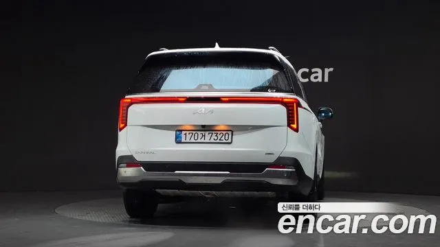 Kia Carnival — Фото автомобиля 4