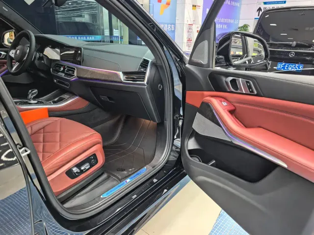 BMW X5 — Фото автомобиля 9