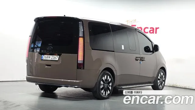 Hyundai Staria — Фото автомобиля 2