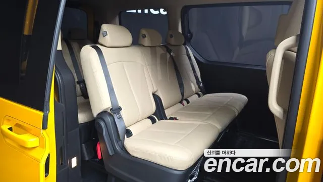Hyundai Staria Staria — Фото автомобиля 11