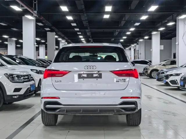 Audi Q3 — Фото автомобиля 25