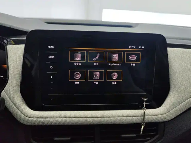 Volkswagen Tharu — Фото автомобиля 13
