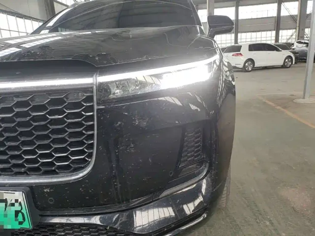 Li Auto ONE — Фото автомобиля 23