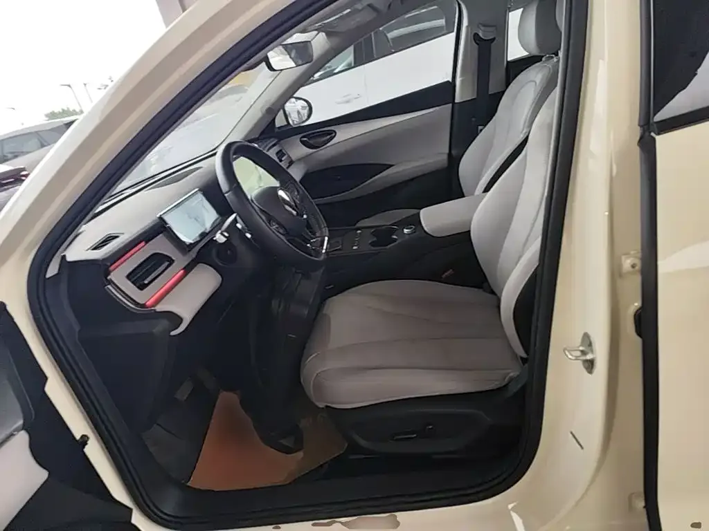 BYD Seal 06 DM-i Touring 2025 DM-i 150KM Flagship — Фото автомобиля 10