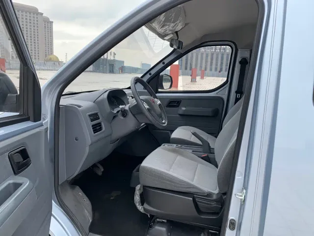 Wuling Yangguang — Фото автомобиля 7